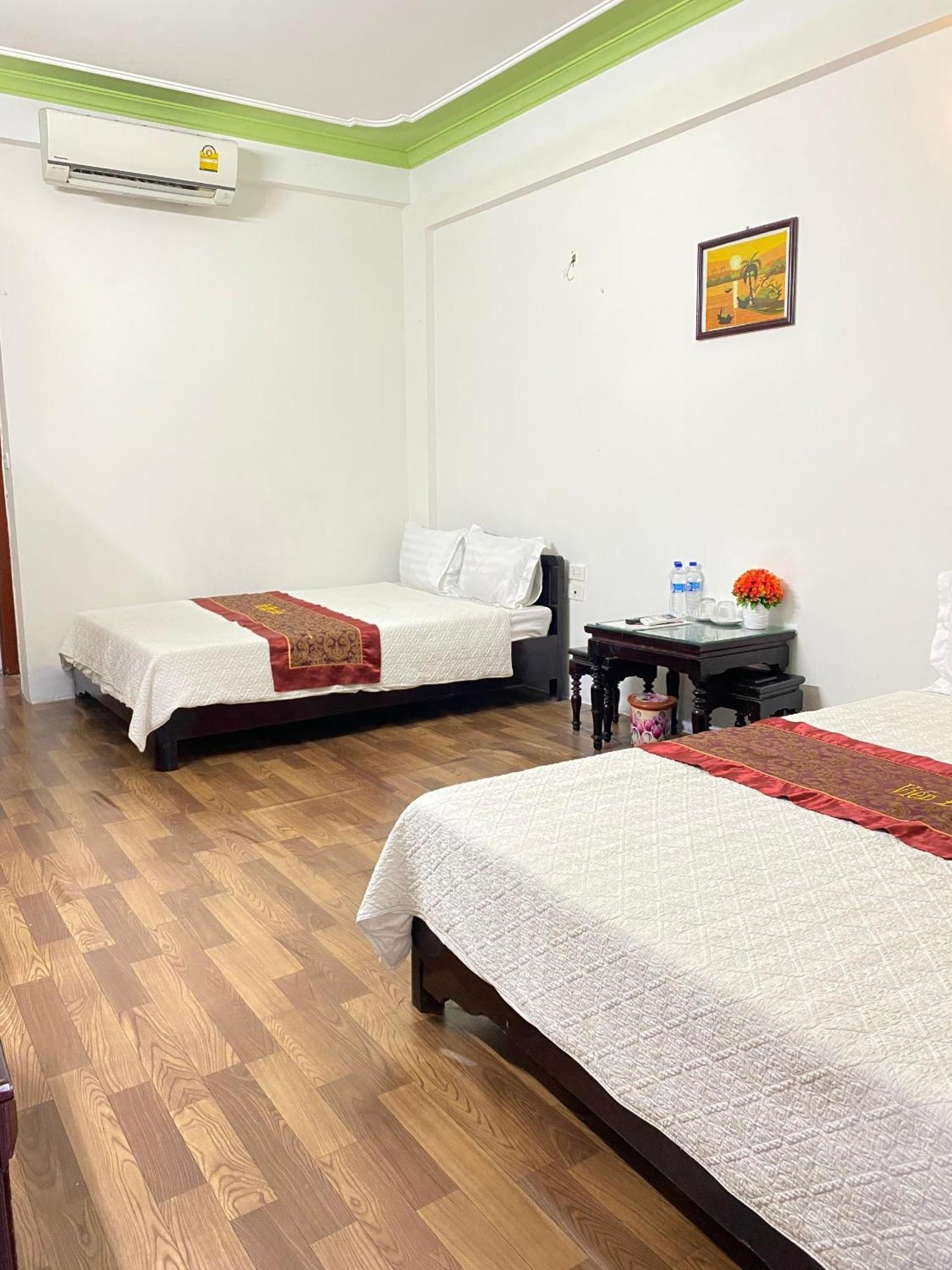 Hotel Khach San Vien Dong Cửa Lò Exterior foto