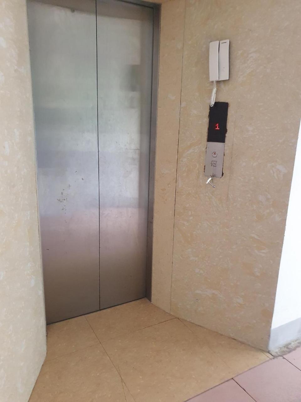 Hotel Khach San Vien Dong Cửa Lò Exterior foto